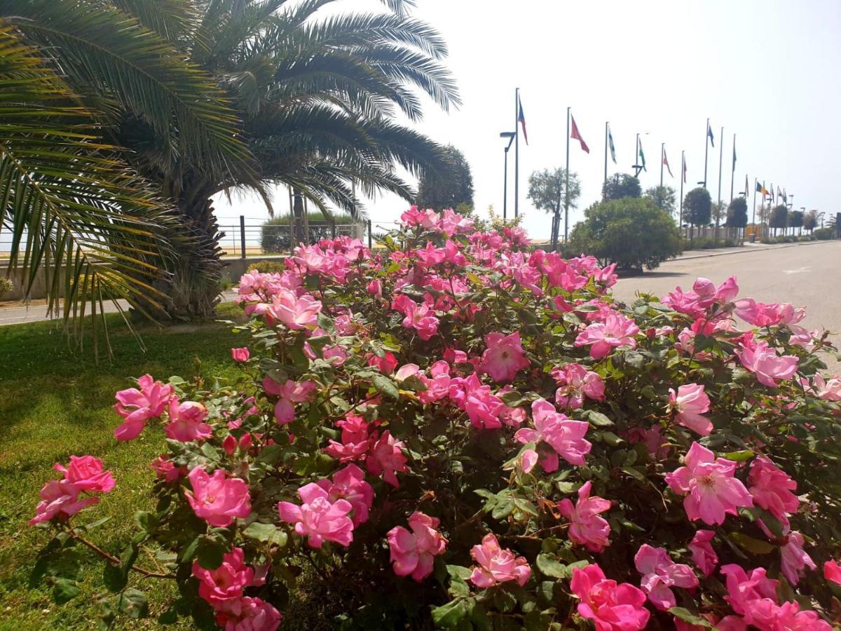 Condominio Zenith Bibione Exterior foto